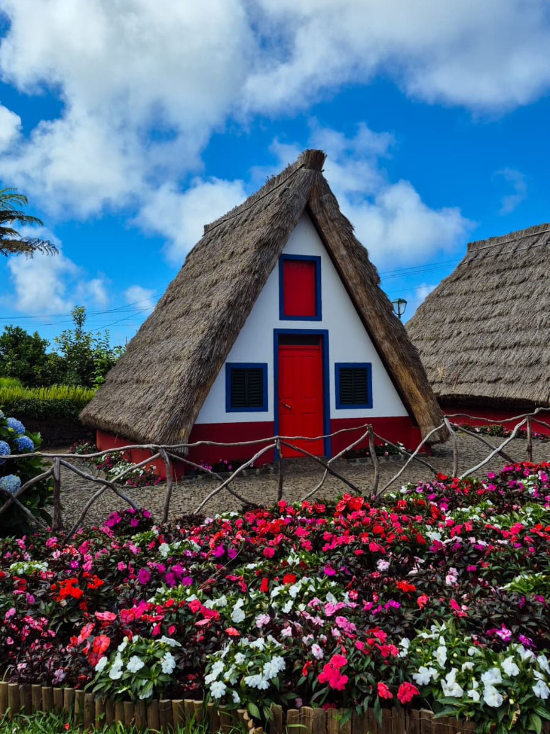 Postkartenhäuser & Meerblick – Von Santana nach Faial
